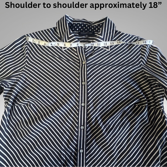 Jones New York Signature Woman Striped Long Sleeve Button Up with Collar Blouse - Picture 4 of 17